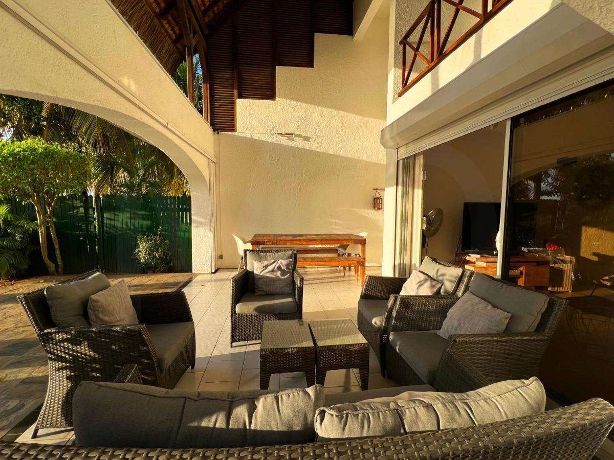 Caro'S Beachfront Trou-aux-Biches Exterior foto