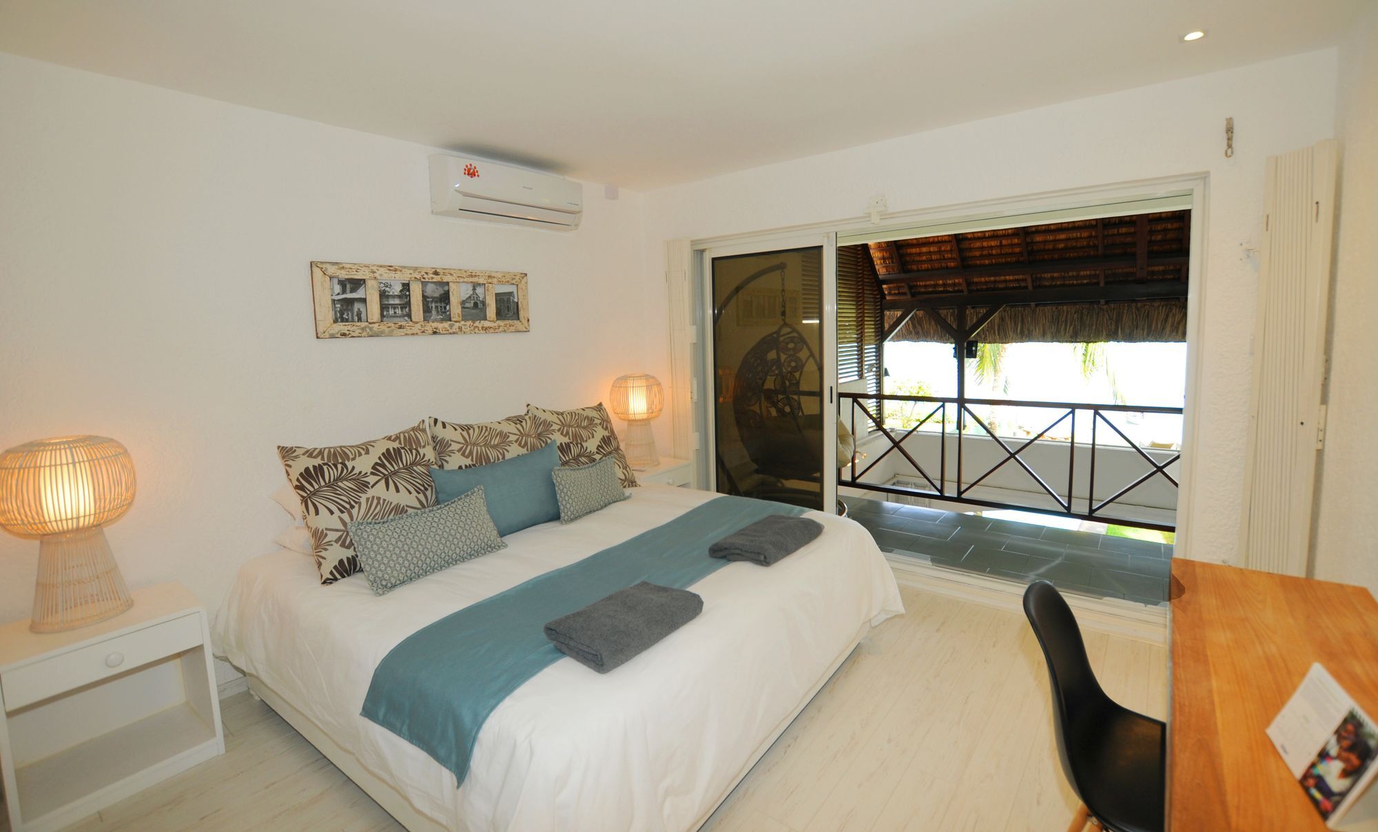 Caro'S Beachfront Trou-aux-Biches Exterior foto