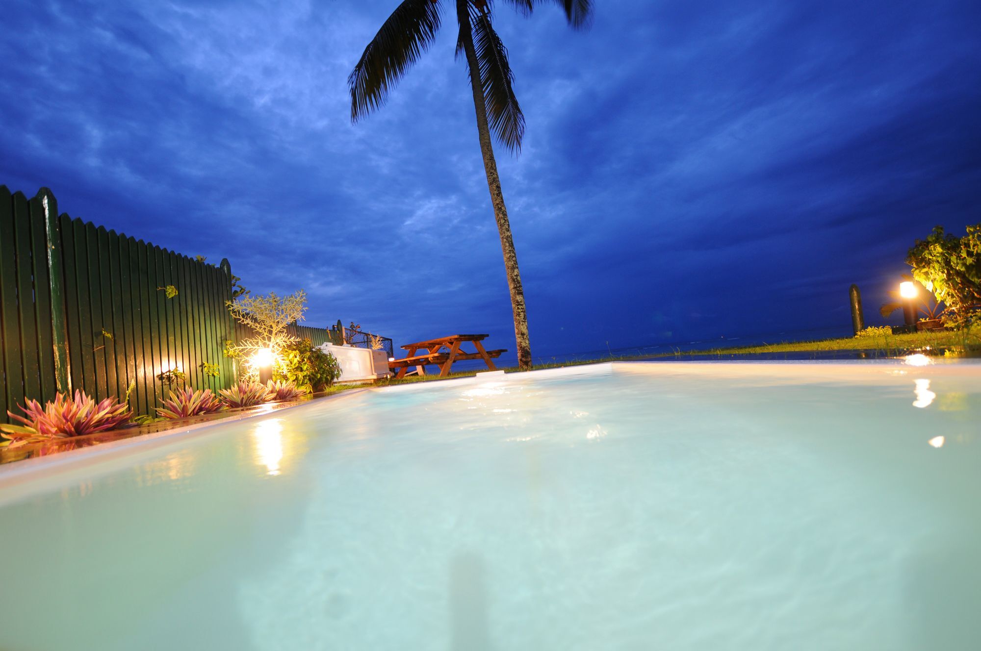 Caro'S Beachfront Trou-aux-Biches Exterior foto